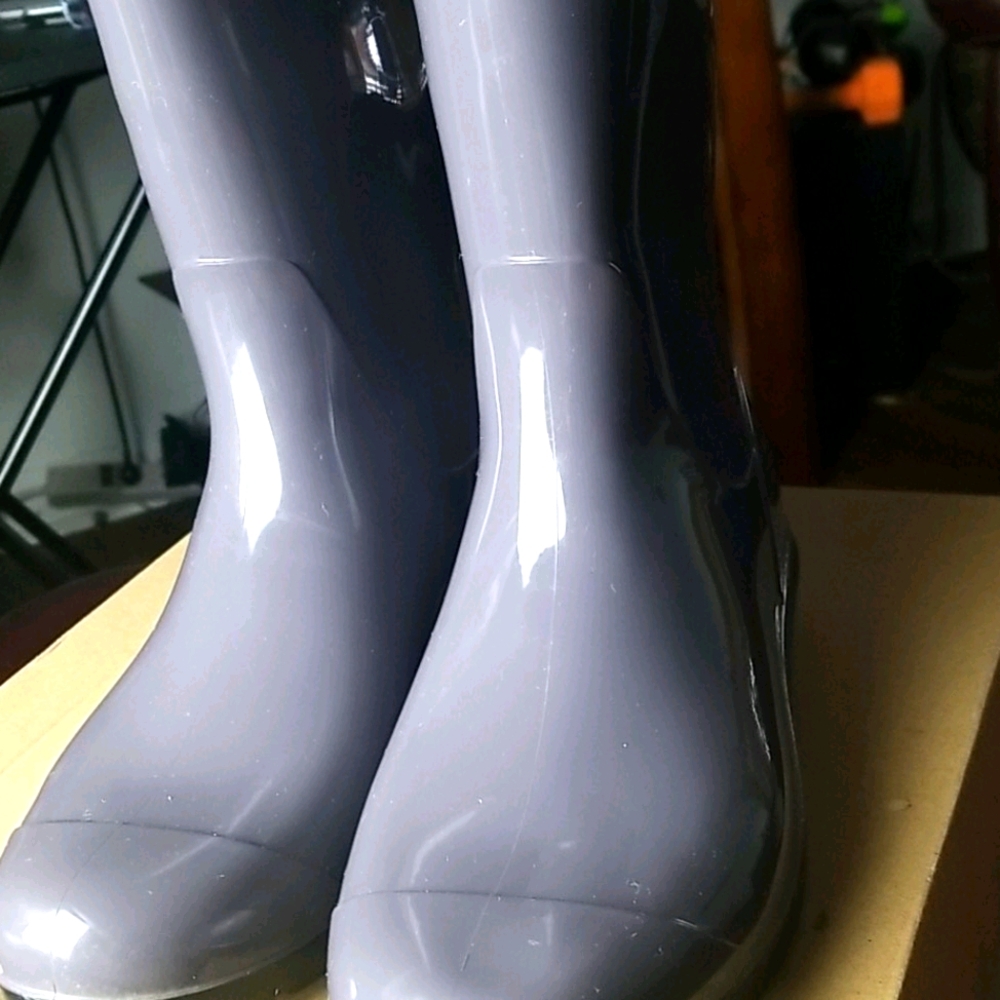 Ugg Rainboots - image 4